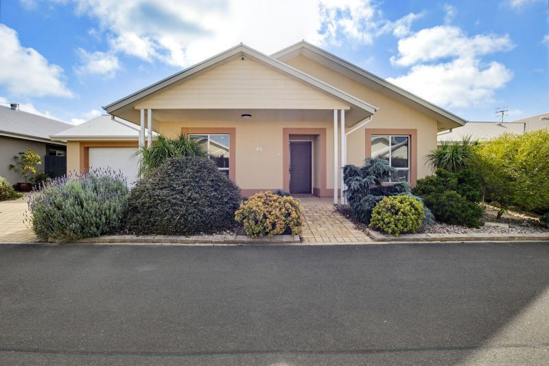 Beautiful Gardens, Spacious Living