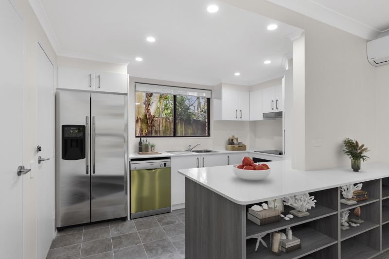 Beautifully renovated 1 bedroom  ground floor apartment close to the main clubhouse with large courtyard.