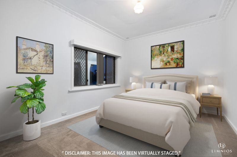 Family Home With Development Options!