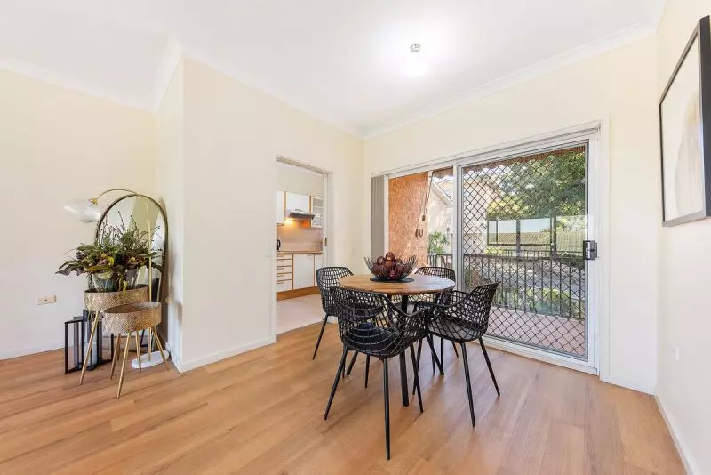 Spacious Leafy Premium Two Bedroom Apartment