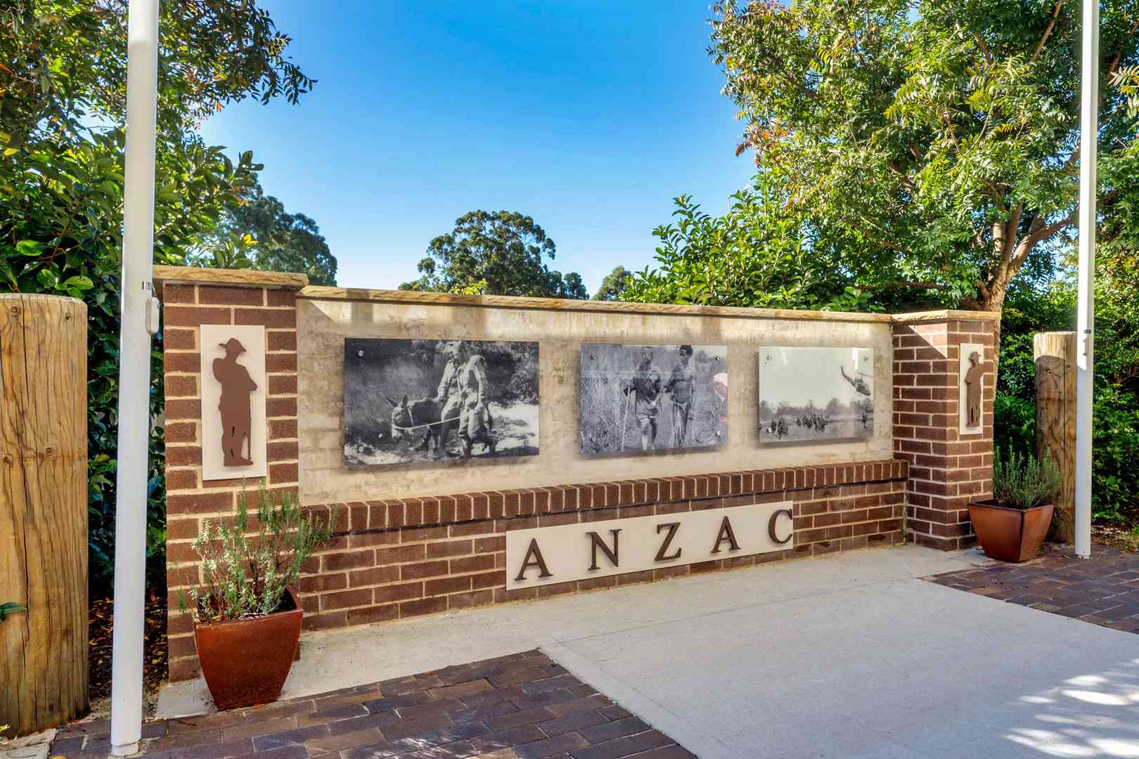 Jonathan Rogers GC House