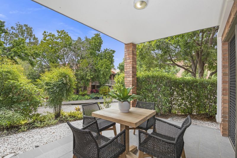 Spacious two-bedroom villa with garage