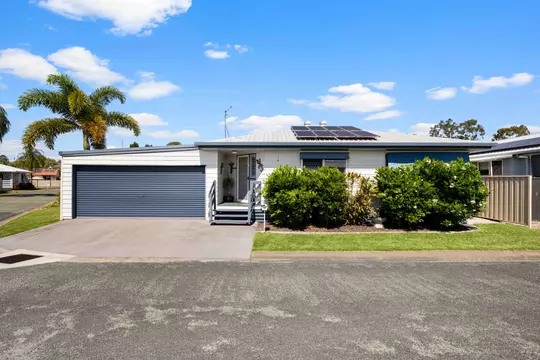 Beautifully presented property with Double Garage, fresh paint and DOG Friendly too.