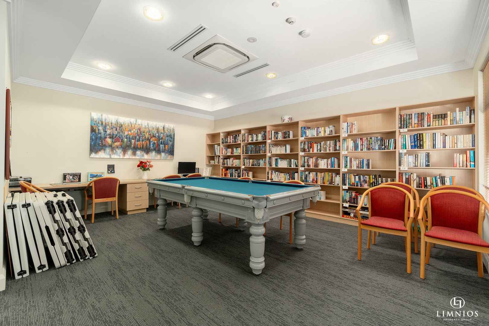 REGISTER YOUR INTEREST.  Established retirement community close to parklands and shops.