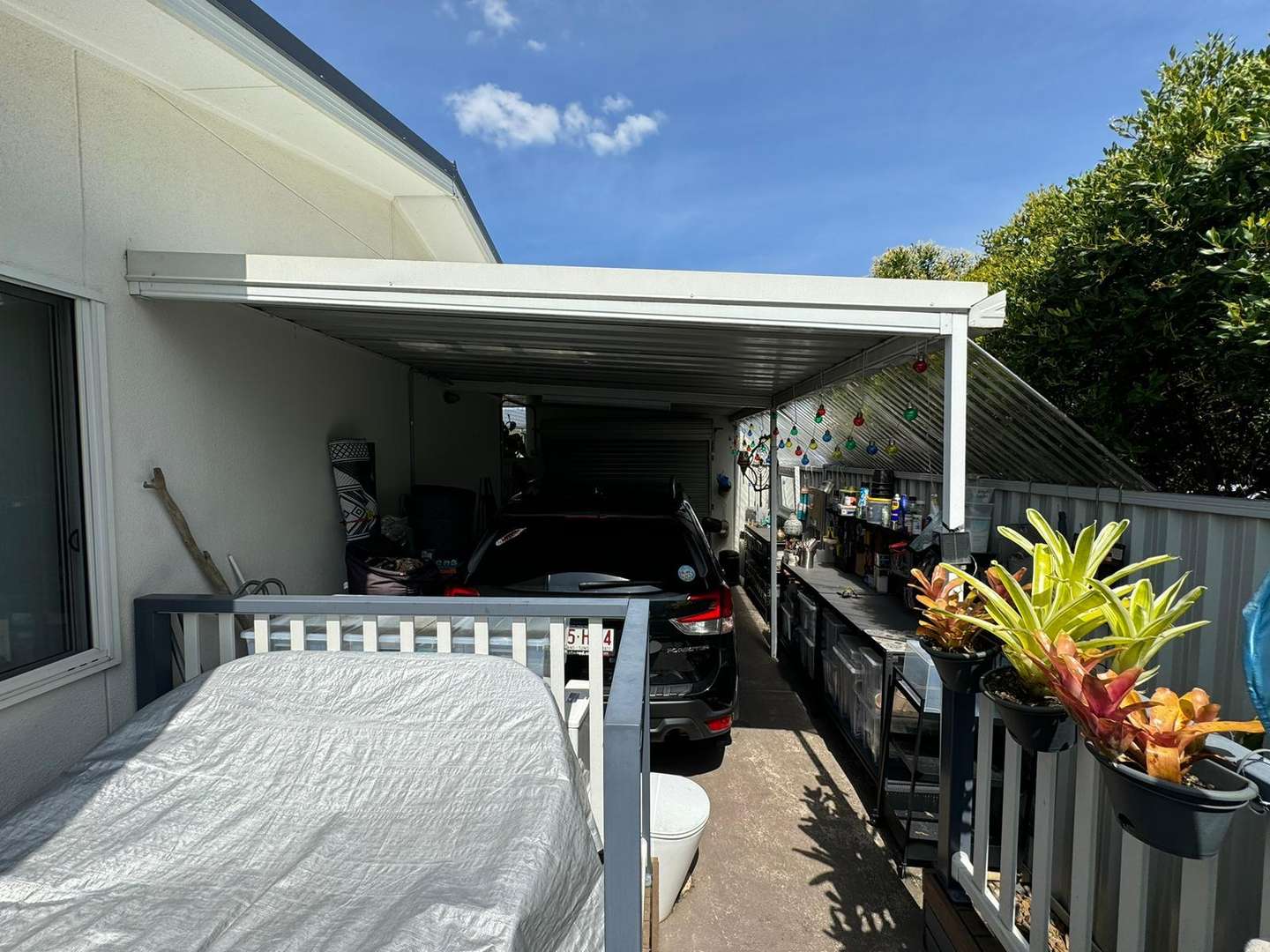 OVER 50'S LIFESTYLE LIVING - READY TO MOVE IN! 