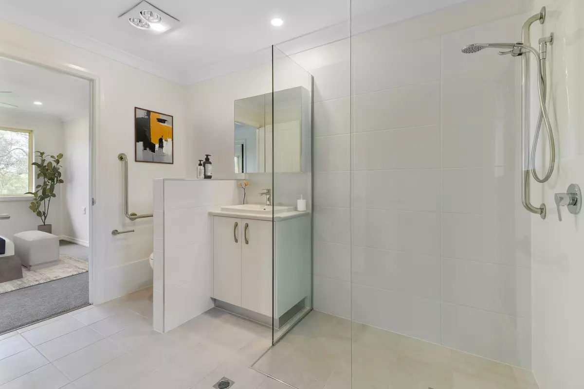 Edens Landing Retirement Village Unit 17