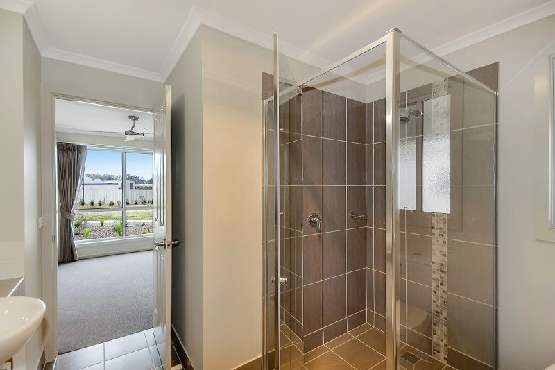 STUNNING STYLE WITH MODERN FEATURES