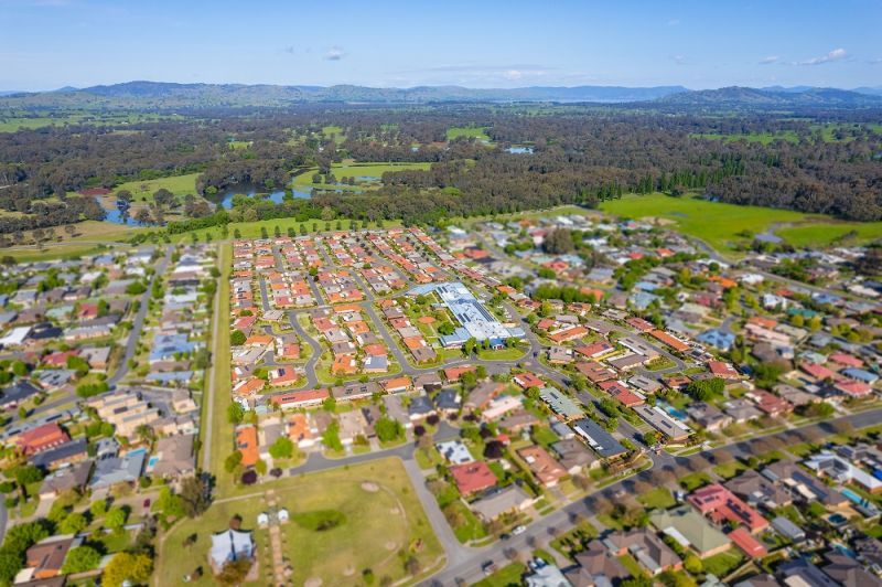 Lovely unit in a quiet location, near the community centre