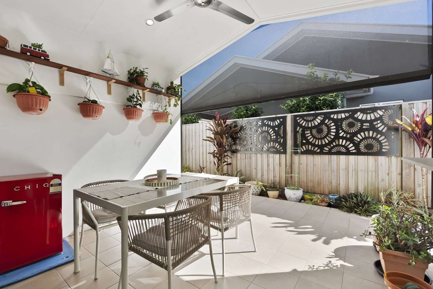 Nature Views, Modern Living
