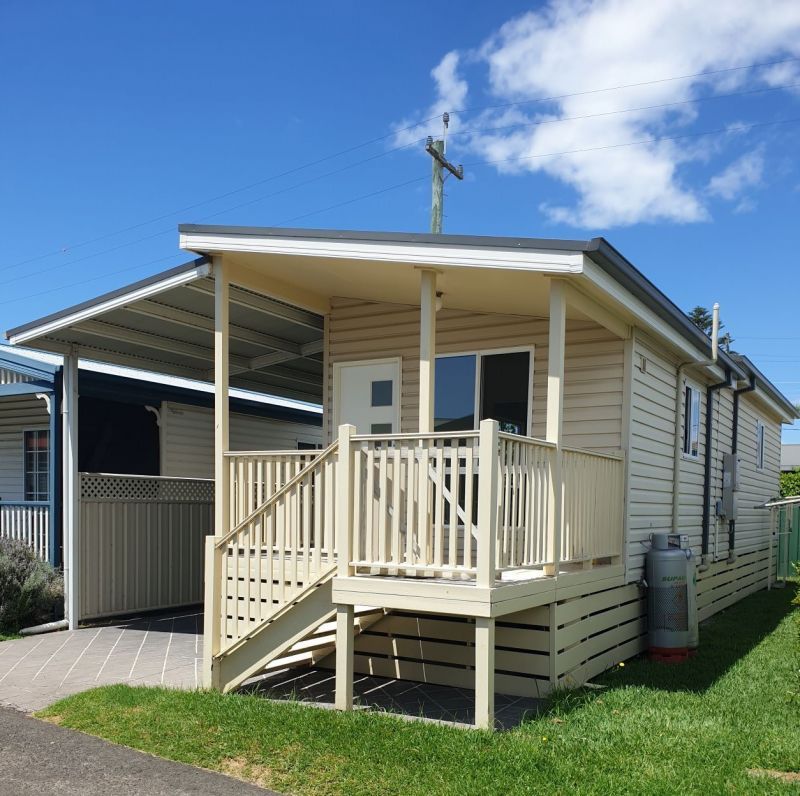 Jettys by the Lake site - 362