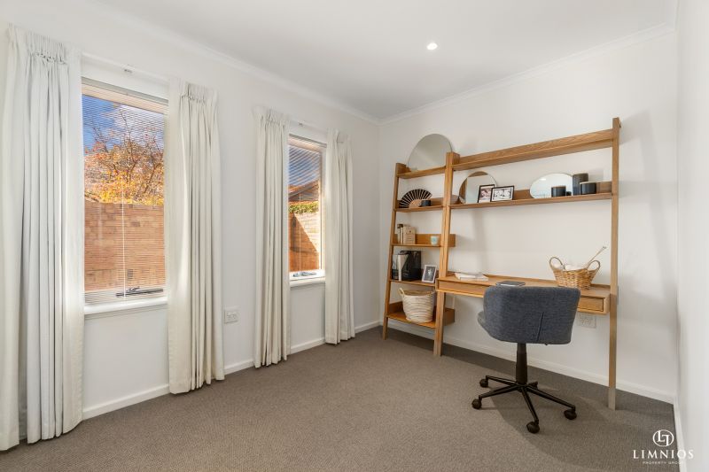 NOW UNDER OFFER.  Light and bright villa with contemporary features