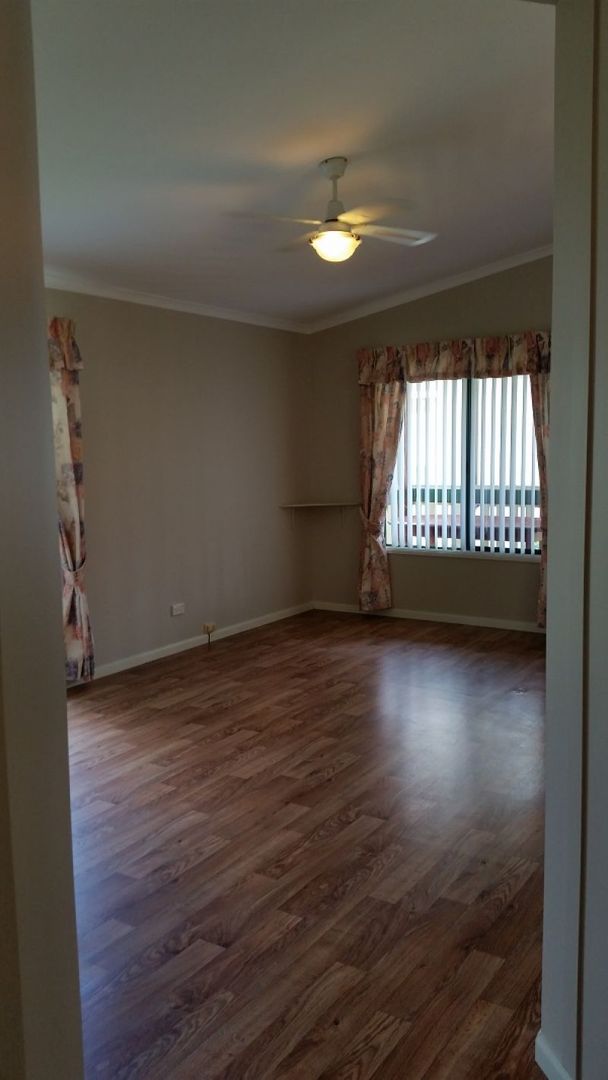 Riverside Gardens Estate - Site 70