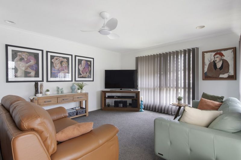 Move in Ready 2-bedroom home!