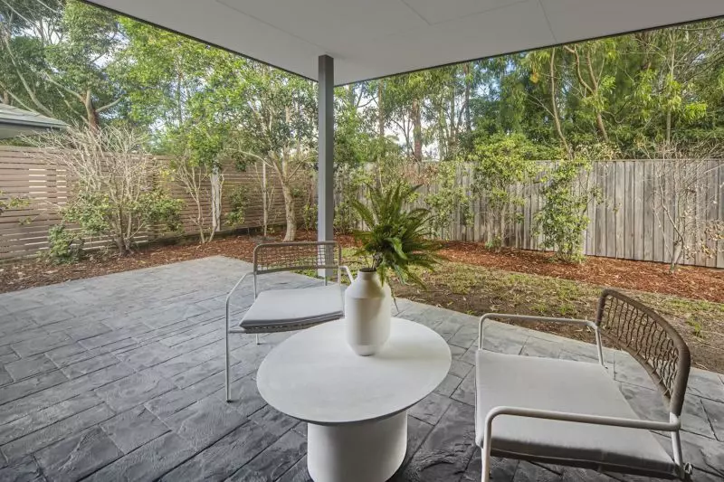 Elegant villa with flexible study space