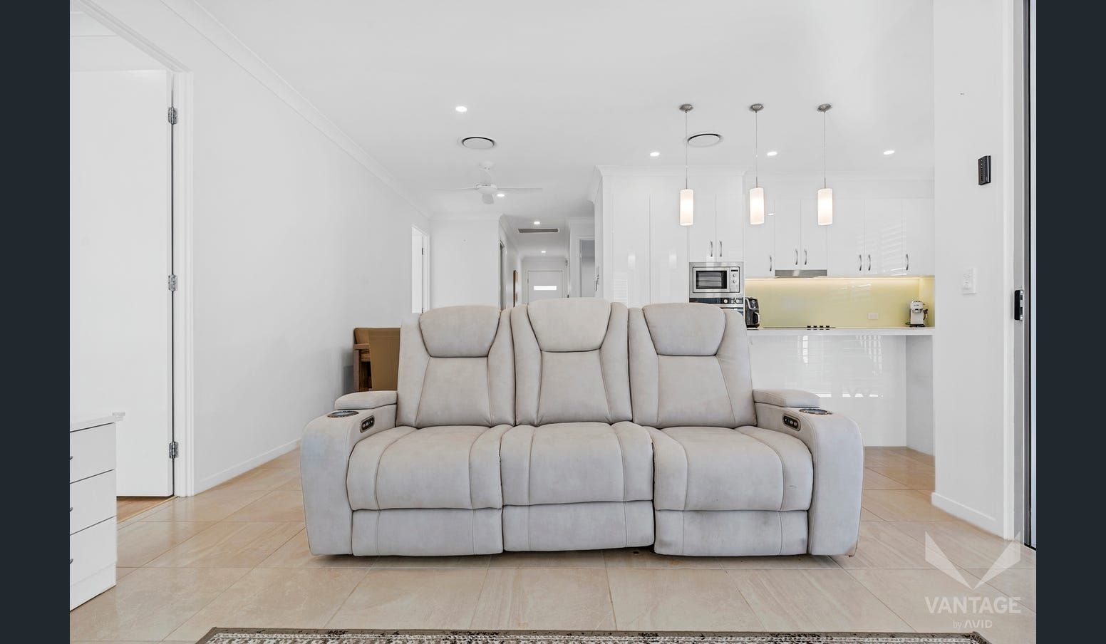 2 bed, double garage modern home