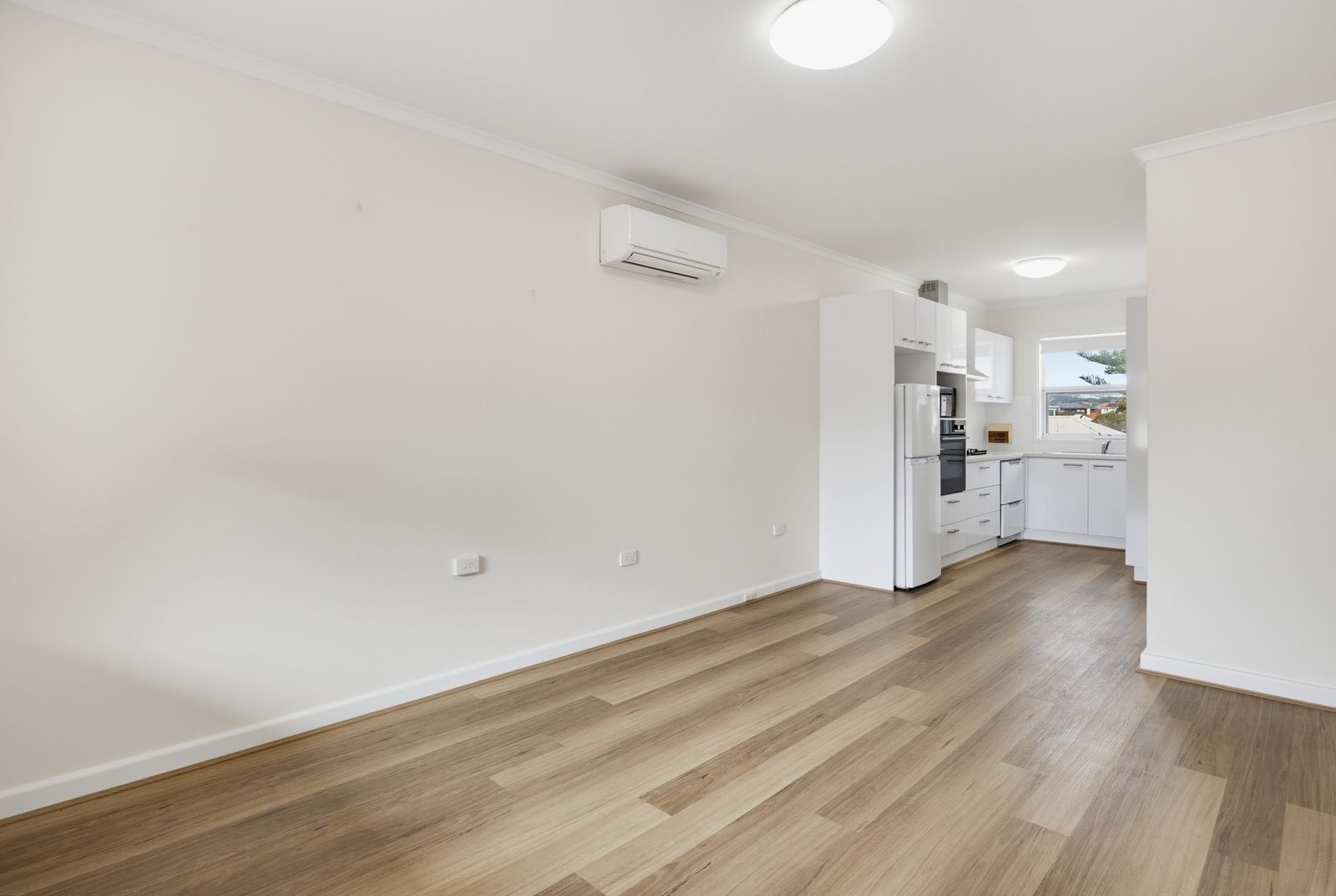 Over 55s living - Charming 2 bed coastal home