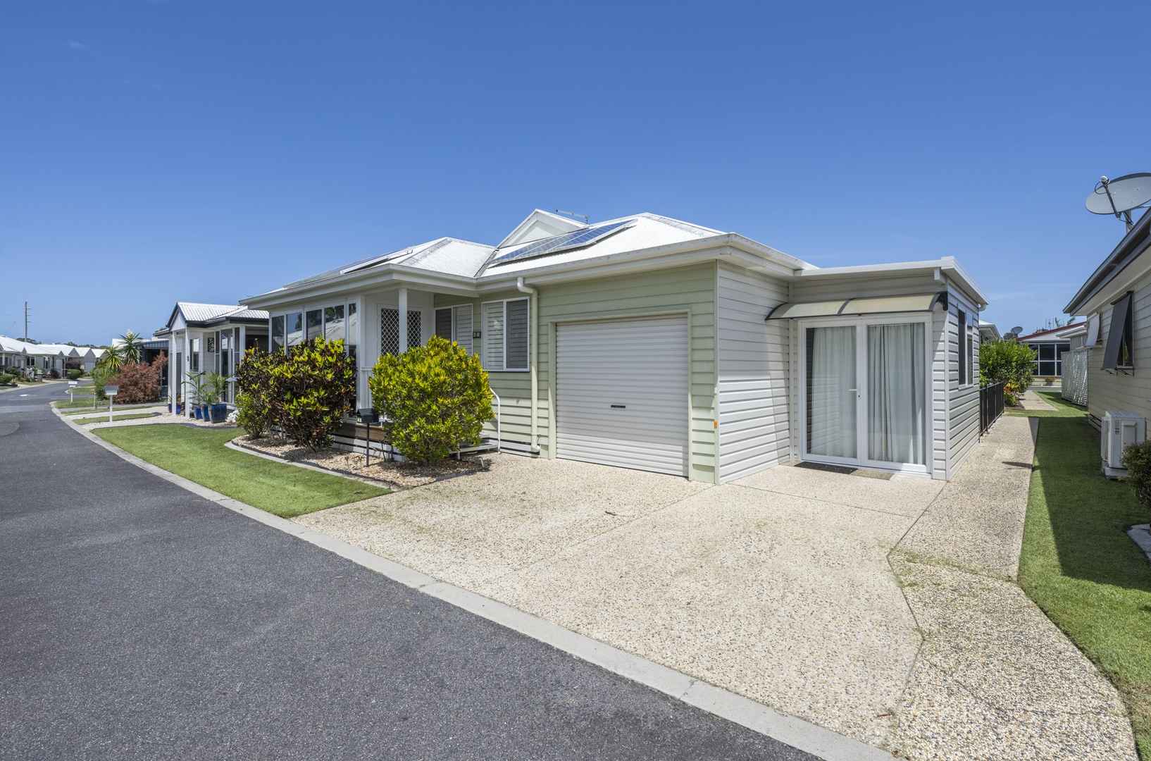 Very Spacious, beautifully presented home