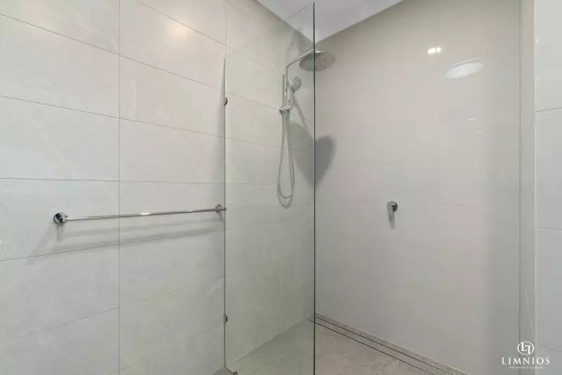 Perfect for those looking to downsize to a home with contemporary features