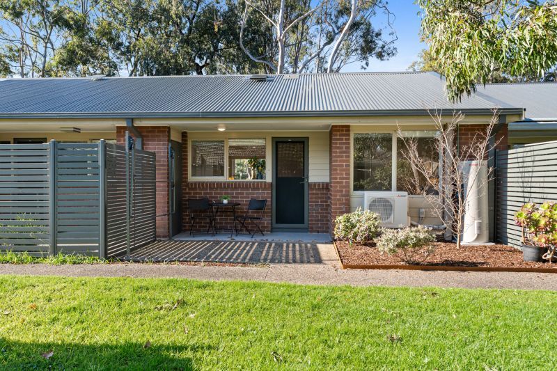 Enjoy Comfortable Living in a Welcoming Retirement Community