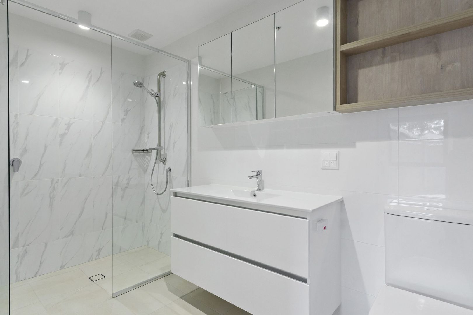 Space to Live, Style to Enjoy