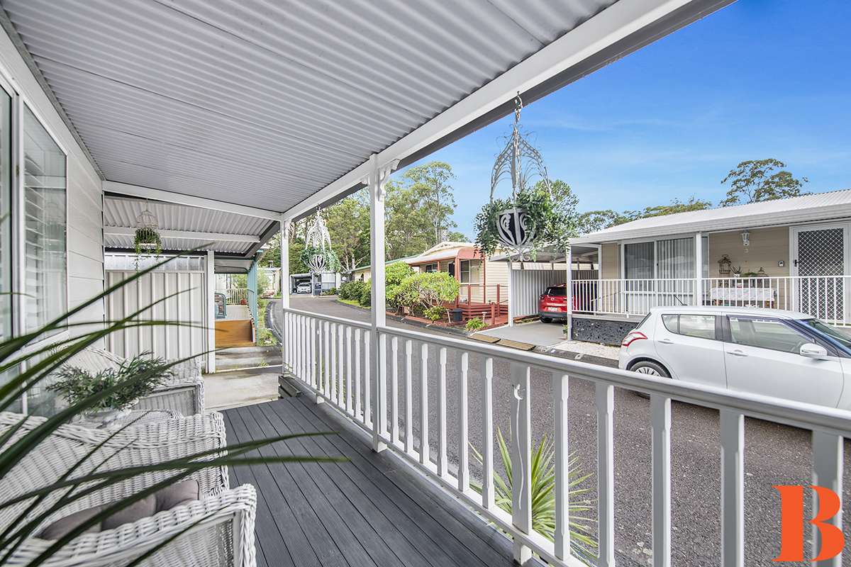 UNDER CONTRACT - DEPOSIT TAKEN -Splendid Presentation - Spacious Living - 2 Car Parking