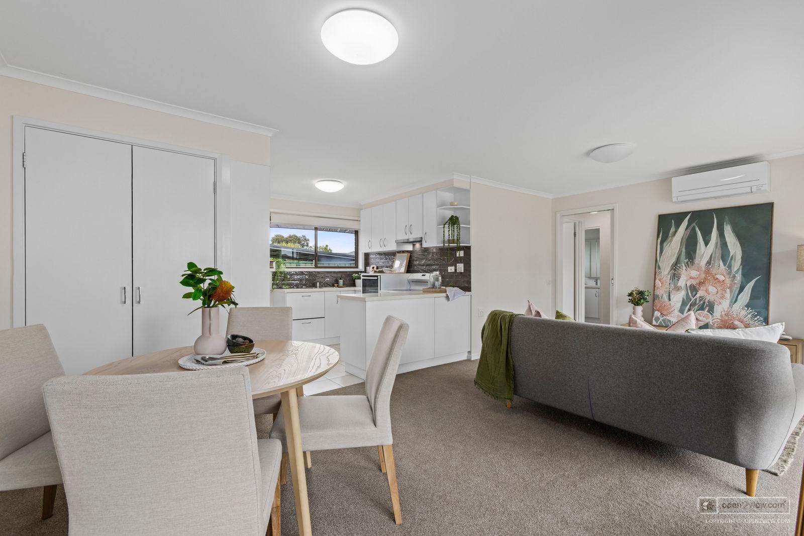 Cute & Cosy - Inspection is a must!