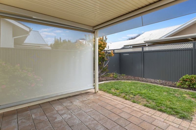 Beach Strolls and Morning Café Coffee, Just Steps from Home