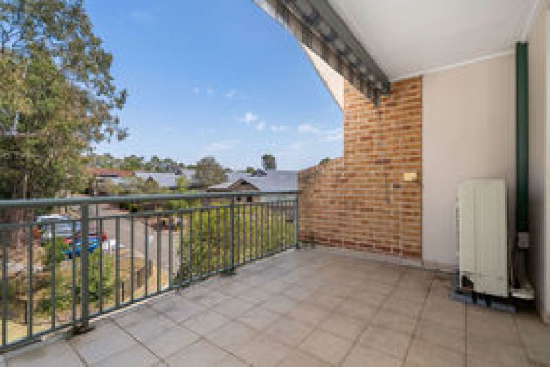 Stylish Upper-Floor Living with Bushland Outlook