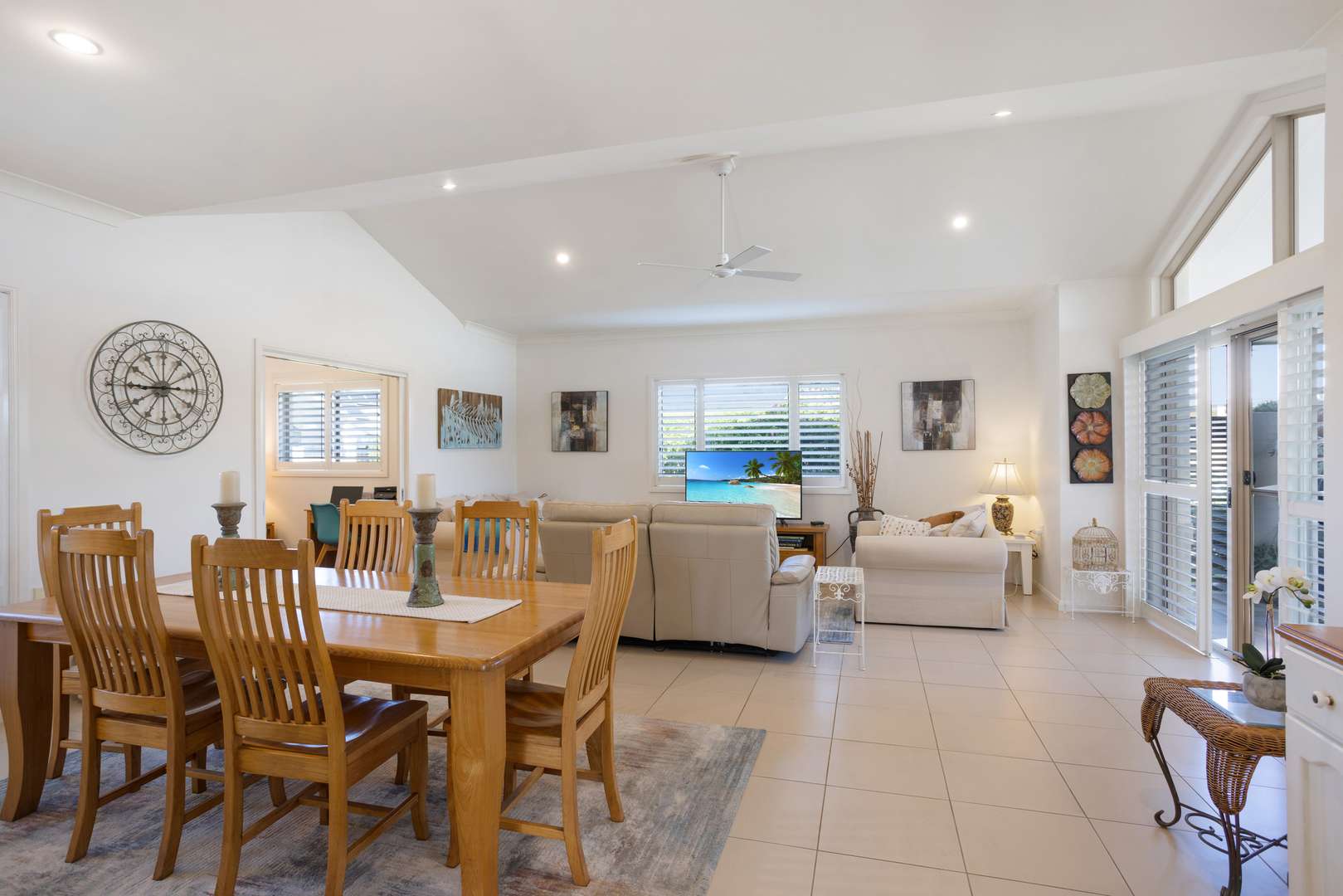 Cezanne B by Palm Lake Resort Tea Gardens