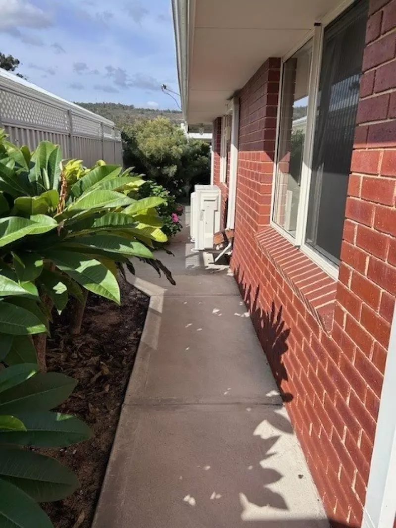 UNDER OFFER - Very Homely and Inviting Villa