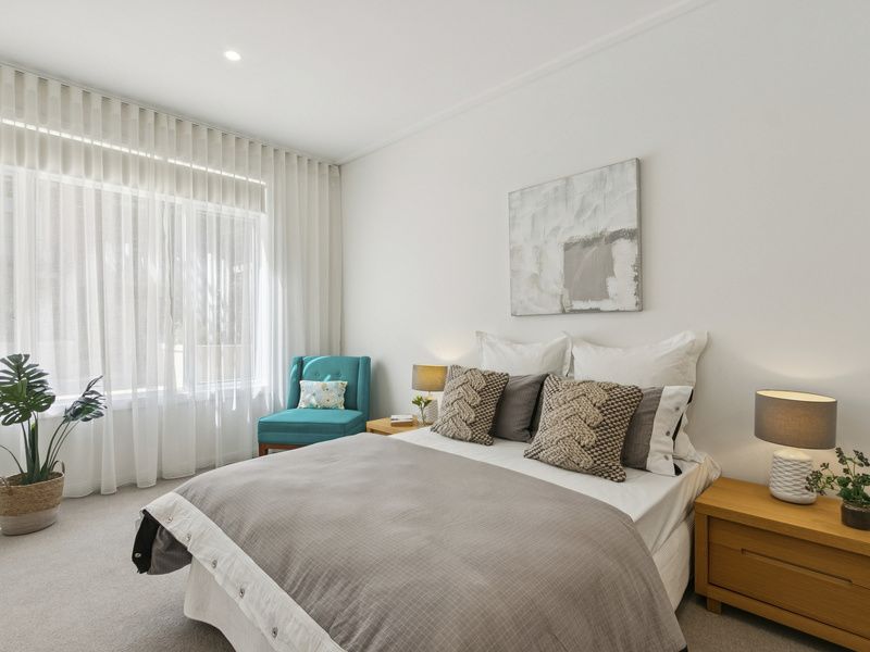 Ground Floor Home with Sunny Terrace Access