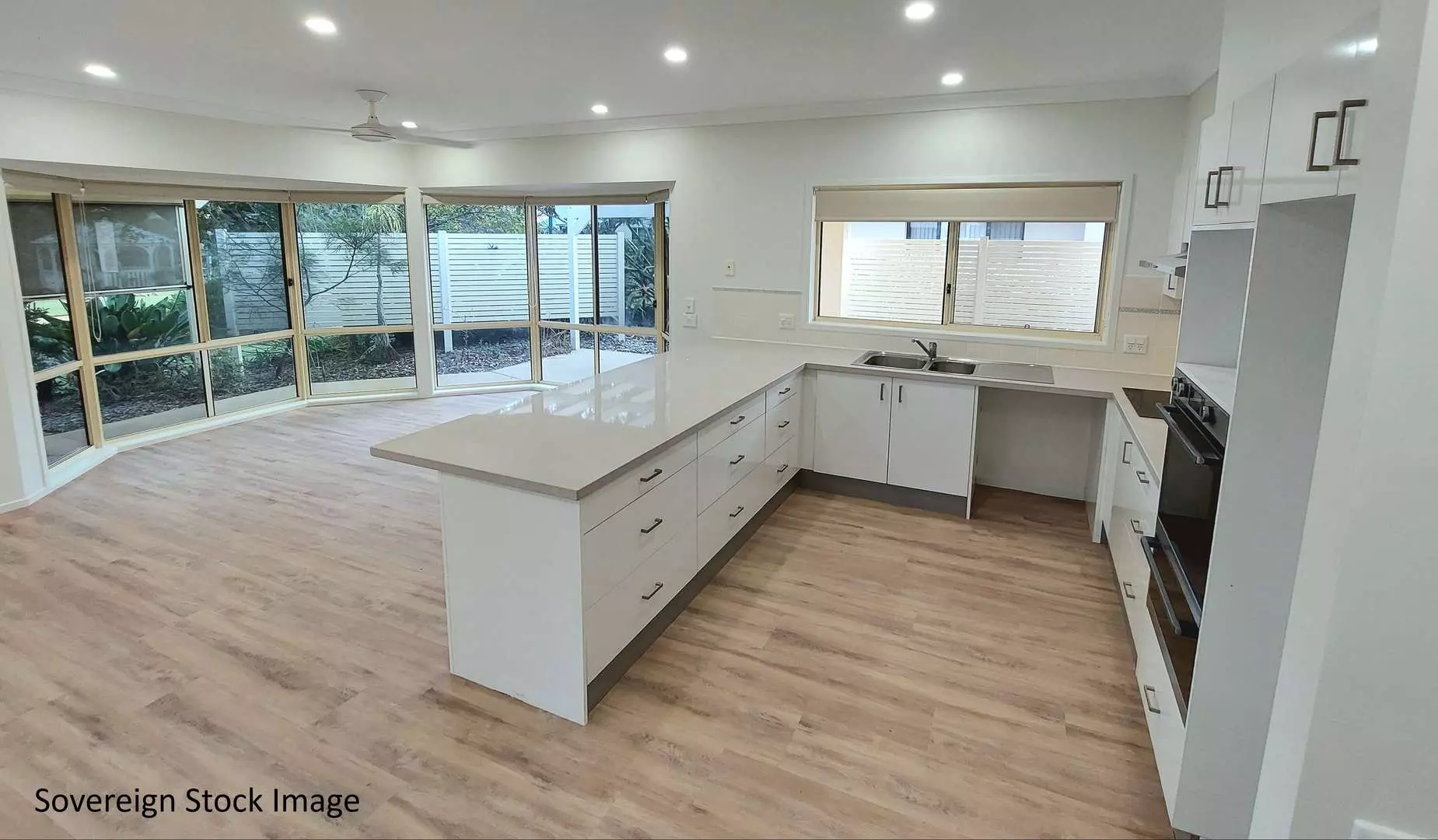 Spacious Light-filled 3 Bedroom Home with Double Garage- Home 24 Sovereign