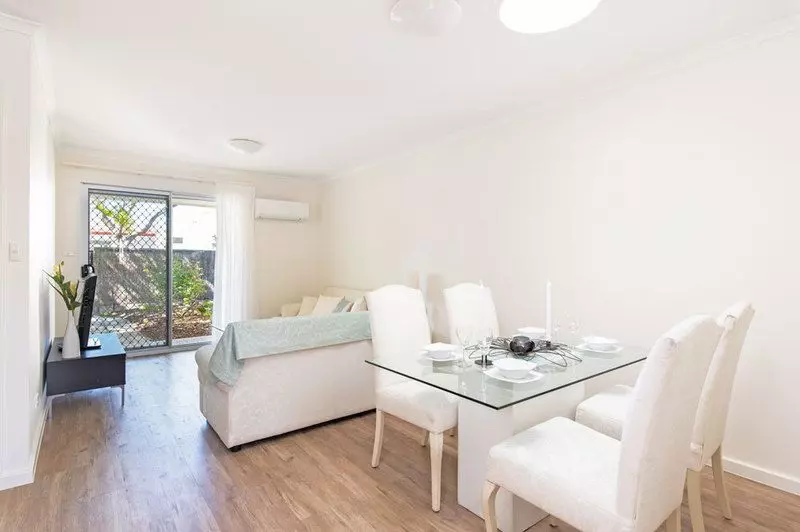 Spacious serviced apartment filled with natural light