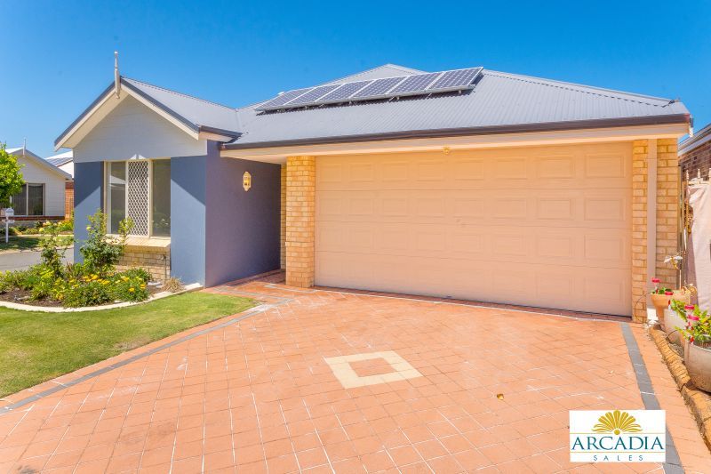 ARCADIA WATERS MANDURAH - Light & Bright Modern 3 Bedroom Home