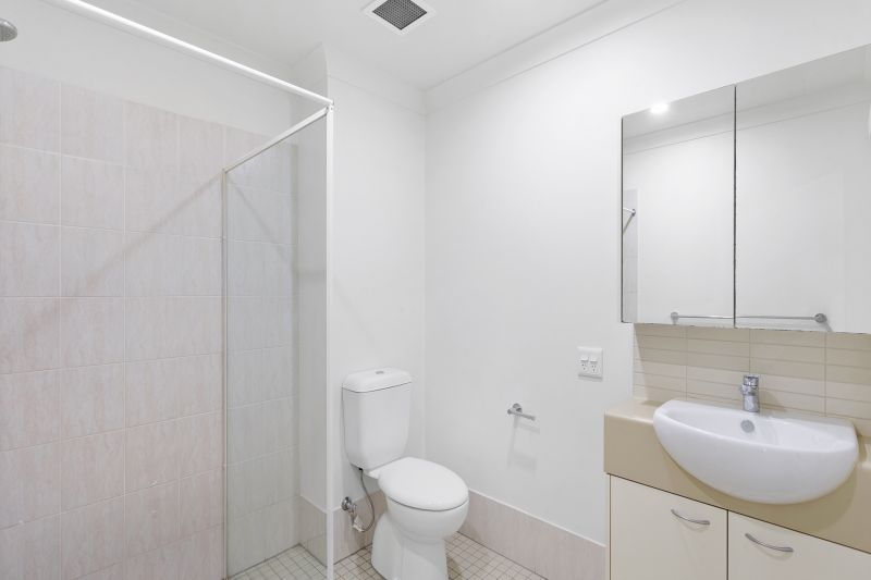 316/229 Windsor Street, Winston Hills