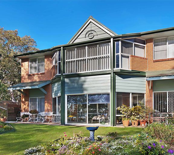 Bolton Clarke Macquarie View  - 1 & 2 Bedroom plus Study Units Available