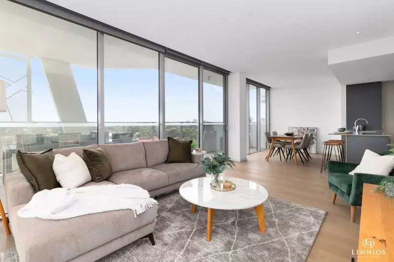 Stunning views from this 6th floor apartment!