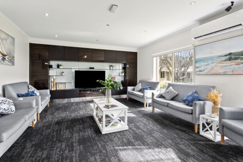 One-bedroom with private courtyard + bushland outlook