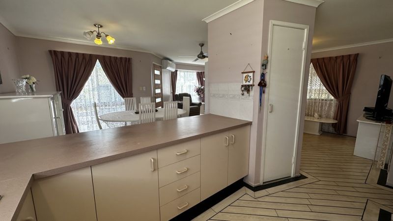 SURPRISE! ANOTHER 3 BEDDER