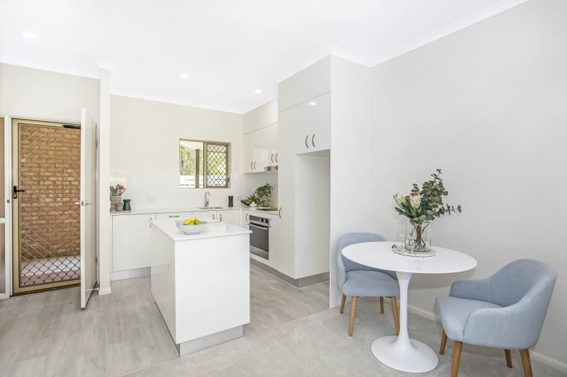 One bedroom apartment in a great location