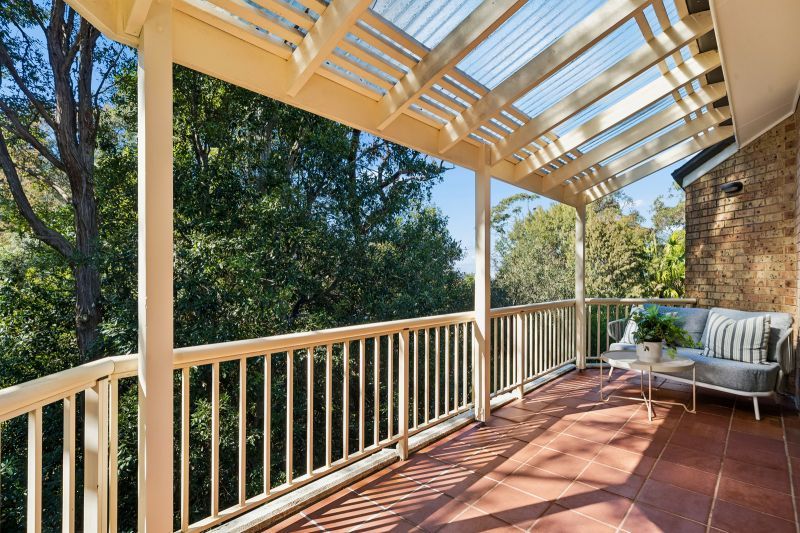 Spacious 2-bedroom home with leafy outlook