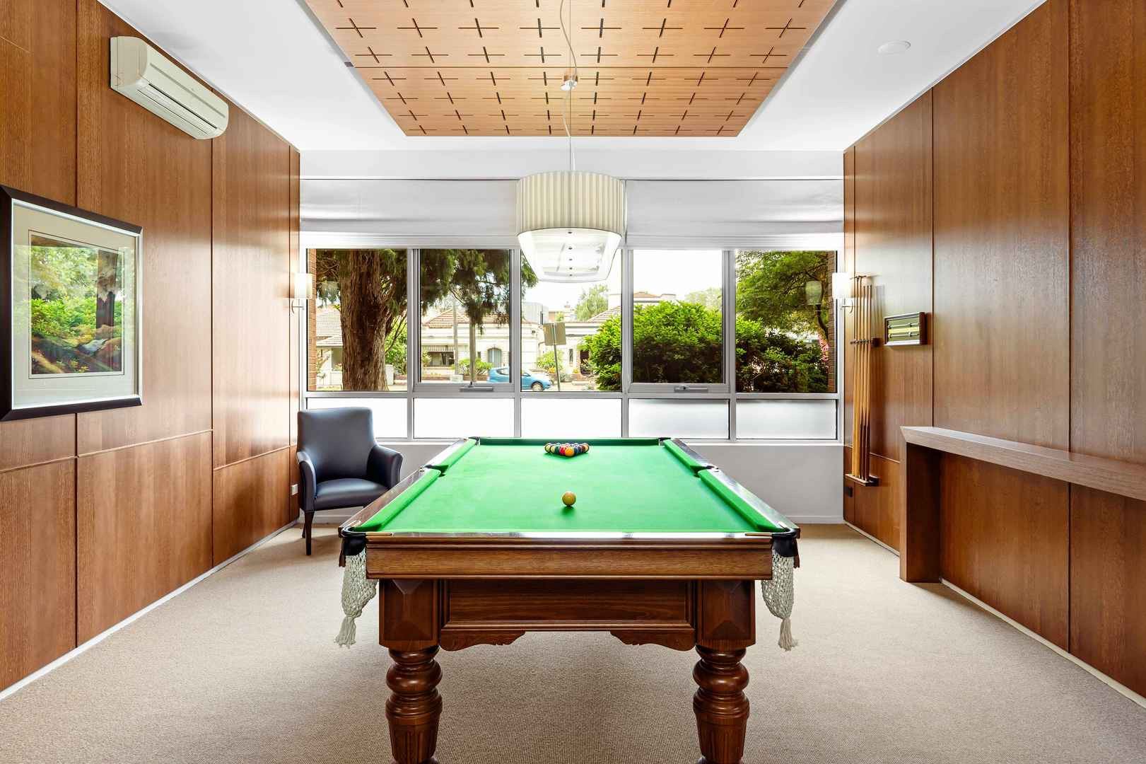 Redmond Park Retirement Living; a thriving retirement community in a vibrant urban neighbourhood.