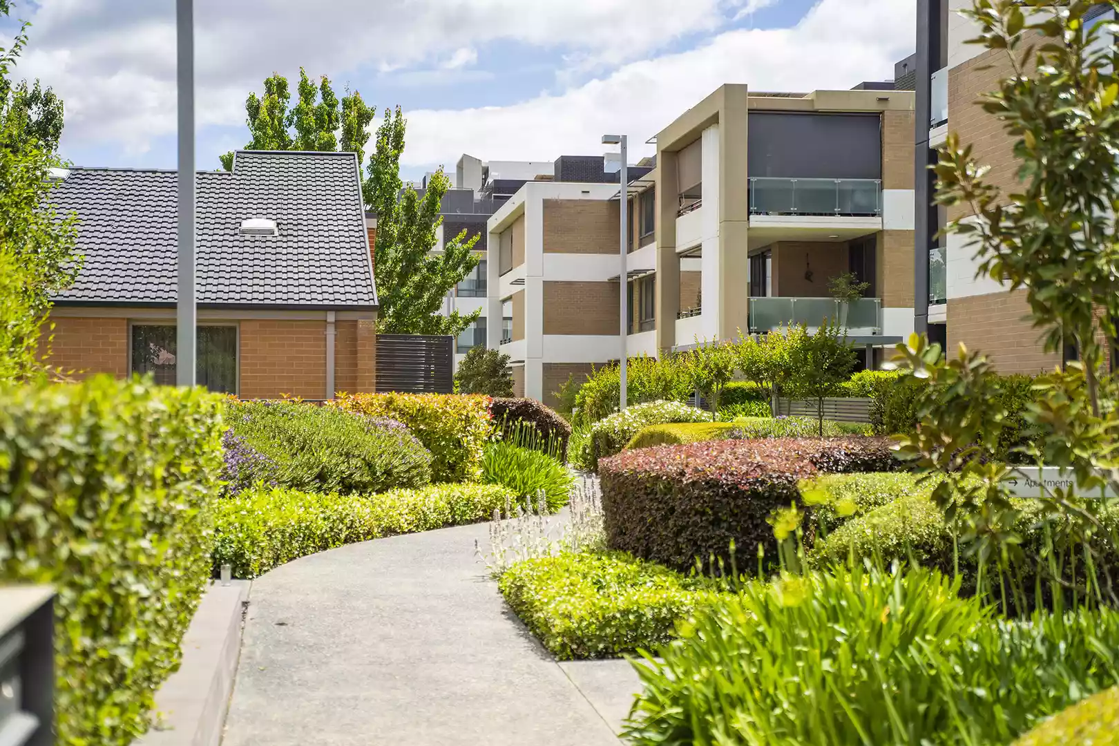 UNDER OFFER- A spacious low maintenance home with a wonderful community 