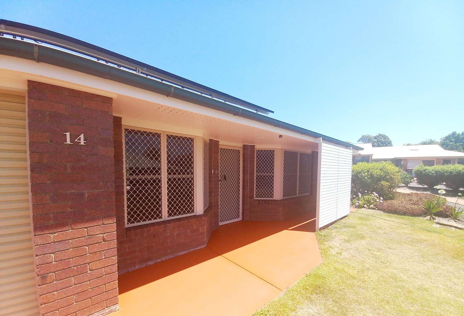Stone's throw from Community Centre - Unit 14 Palmwoods Garden Village