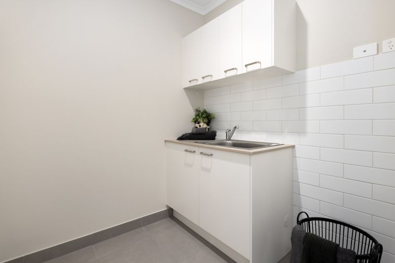 Open plan living to relax and enjoy