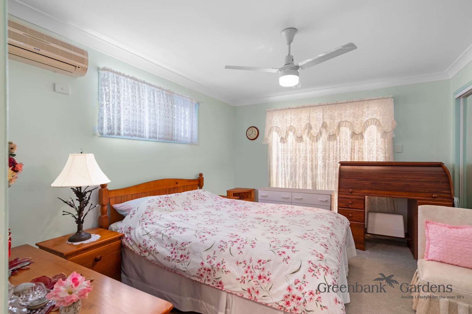 Beautiful 3-bedroom Home - GREENBANK GARDENS