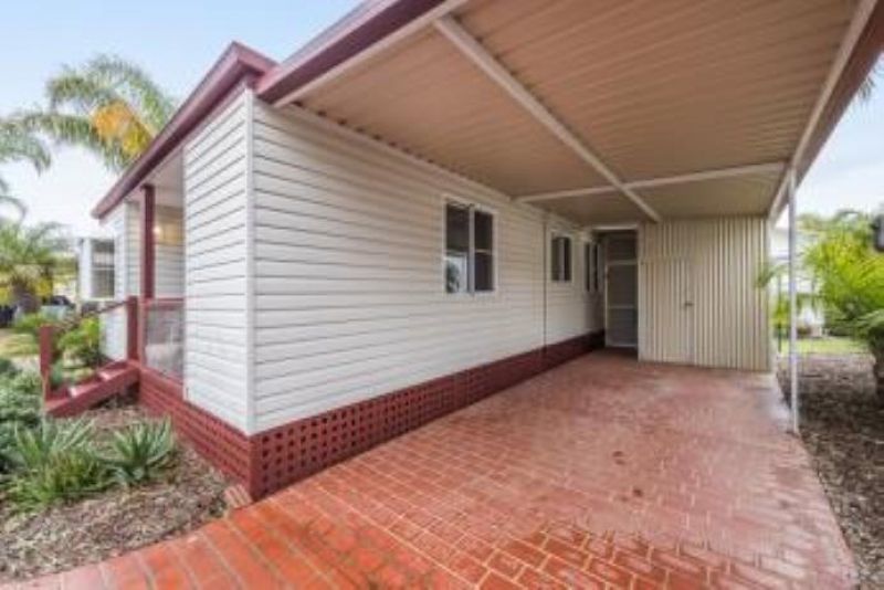 Riverside Gardens Estate - Site 43