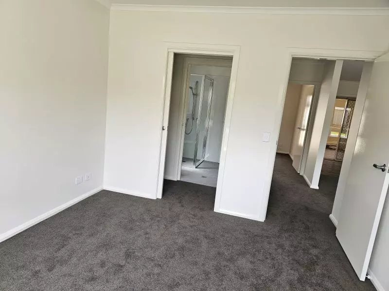 1 Bedroom + Sunroom and QLD room. North facing Lounge.