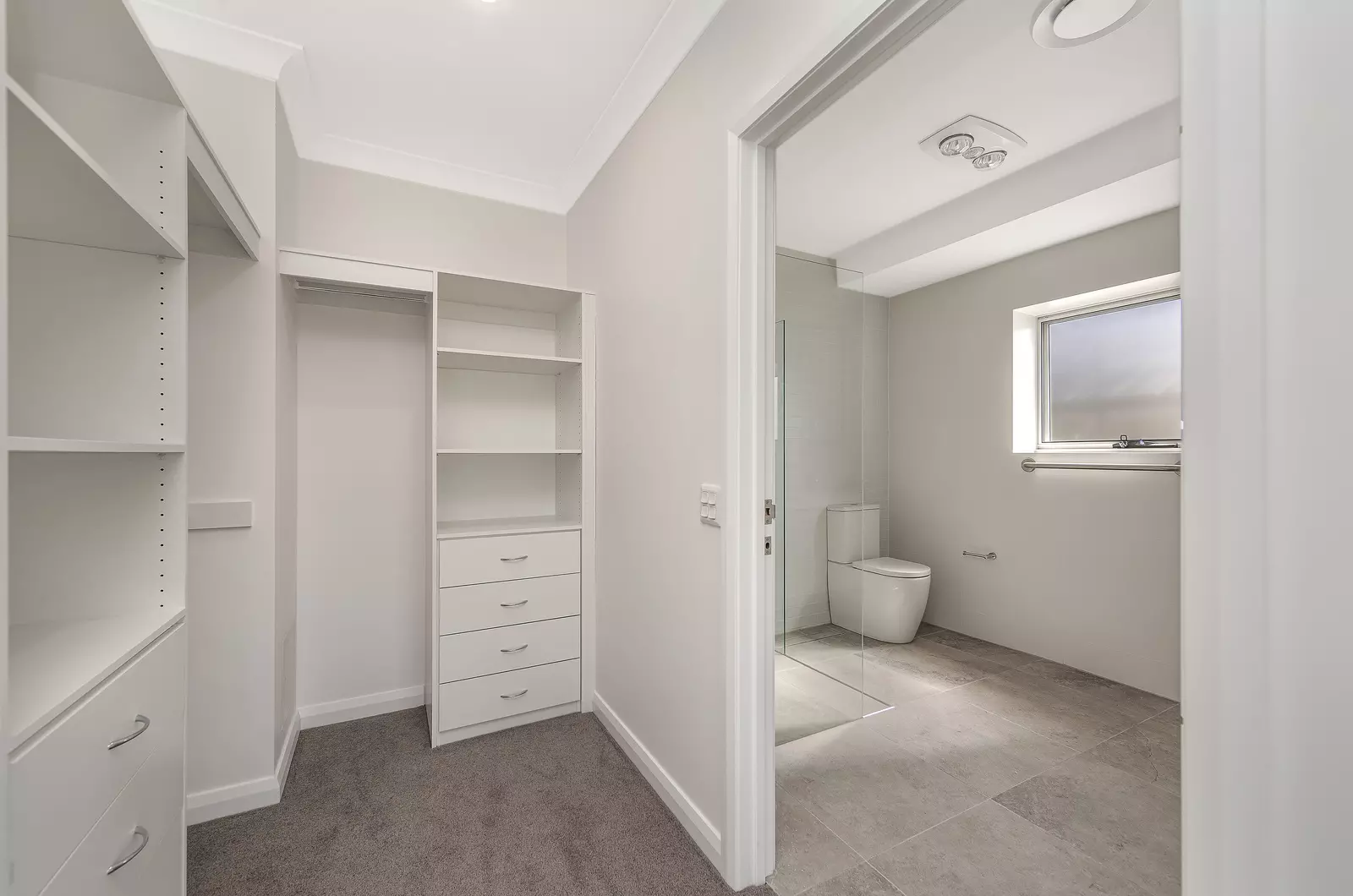 024 Ibis Crescent/33 Shearwater Drive, Shortland, NSW 2307