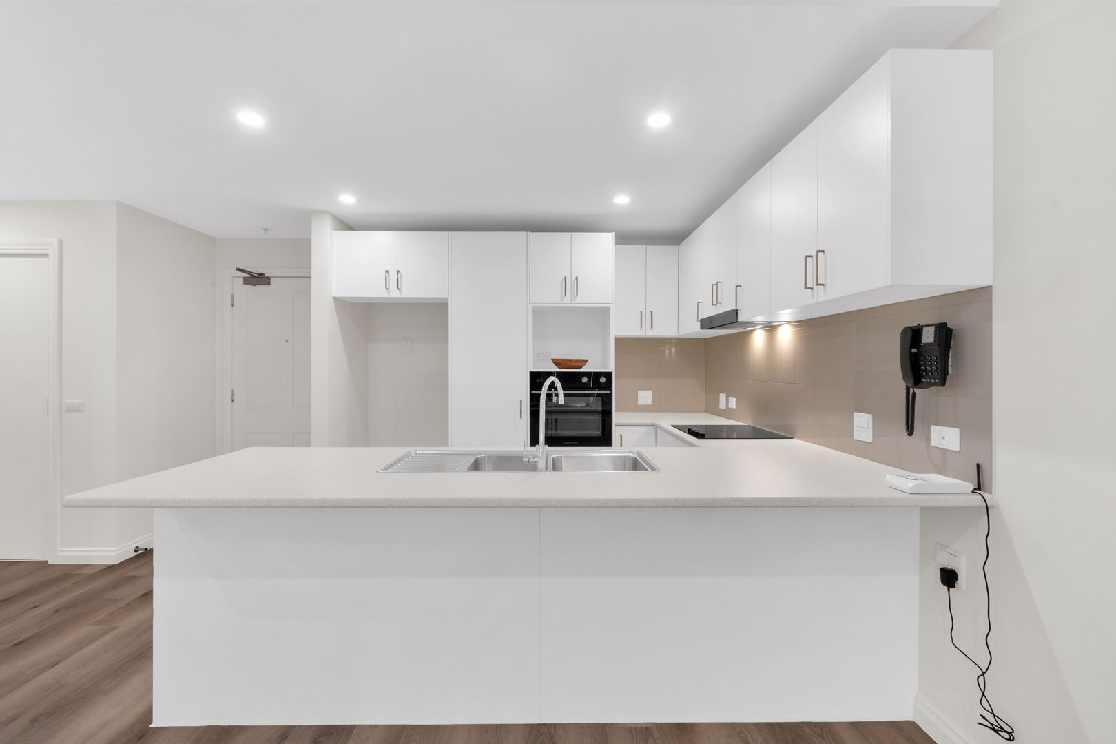 703/250 Thames Road, Tarneit Vic 3029